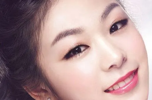 眼部脱妆怎么办?教你眼妆恢复技巧