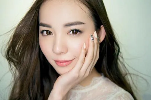 彩妆小技巧 塑造完美脸型