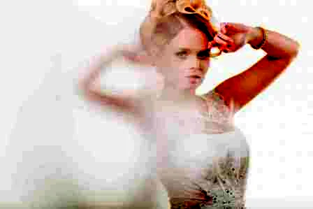 李宇春曾轶可传授小烟熏妆与清新淡妆