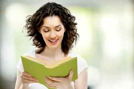 杨钰莹湖南卫视复出近照 玉女妆容依旧甜美