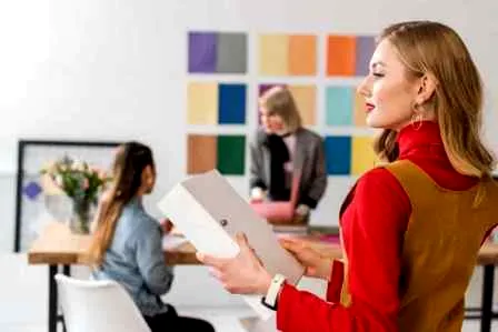 偷师Jessica崔雪莉度假妆容 元气美妆清新迷人