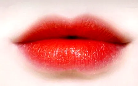 ysl圆管shine14试色图片 ​ysl圆管shine14适合黄皮显