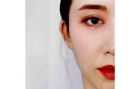 橘红色眼影画法 眼眸里醉人的温柔