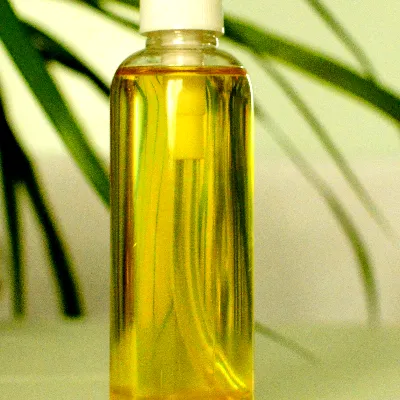 卸妆油可以卸眼唇吗​ 卸妆油如何卸眼妆