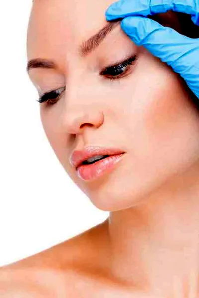 教你如何化大眼萌系名媛妆 掌握深入人心的诀窍