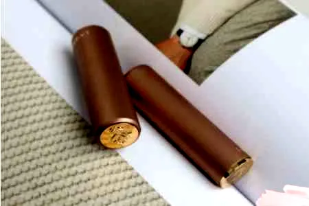 兰蔻196粉金管和黑管的区别 兰蔻196红管和黑管区别