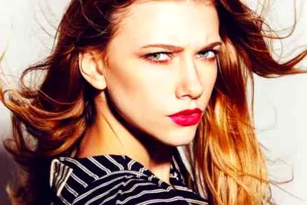 底妆怎么画更显清透 2015年三大最火清透底妆盘点