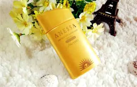 安耐晒白瓶和金瓶的区别 白瓶和金瓶的介绍