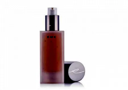 rmk粉底液和粉底霜哪个好 ​rmk粉底霜和粉底液的区别