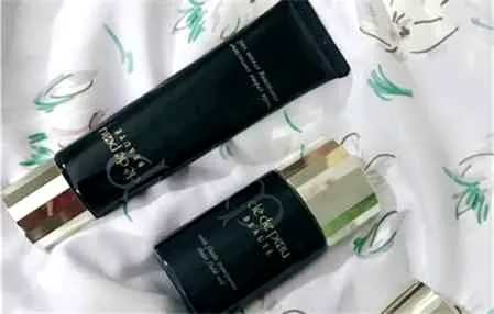 妆前乳和乳液一样吗_妆前乳和乳液的区别_妆前乳和乳液