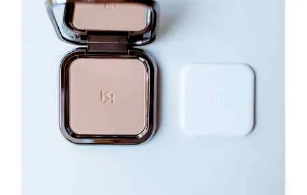 kiko粉饼怎么样 KIKO哑光粉饼测评