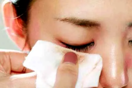 卸妆的正确步骤 卸妆和清洁的重要性