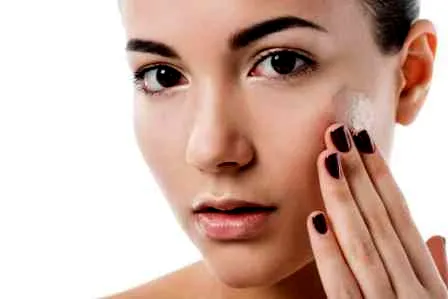 春季招桃花的韩系裸妆 单身MM详细化妆教程