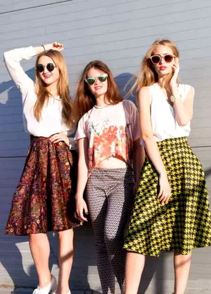 中外明星演绎韩式粗眉妆 众女神爆表秀出全新媚态