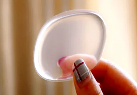 怎么用硅胶粉扑抹散粉 粉饼用刷子好还是粉扑好