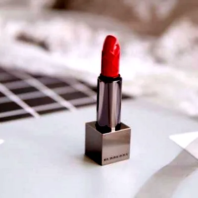 burberry巴宝莉93是什么颜色 burberry巴宝莉93试色