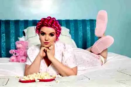 倪妮魅惑眼妆+红唇的画法 高贵冷艳秒杀男神