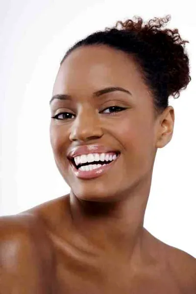 韩国春夏妆容图片 宋慧乔韩彩英来帮帮忙