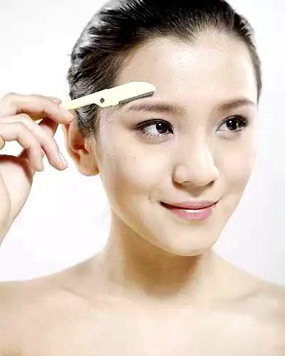 化妆的正确步骤 这些误区注意避免