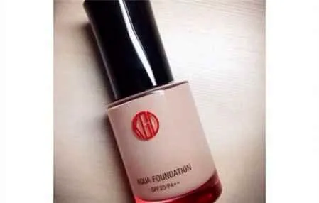 江原道粉底液哪个色号最白_江原道粉底液最白色号_江原