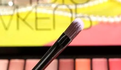 思薇娜眼影怎么辨别真假​ 思薇娜眼影有多少颜色