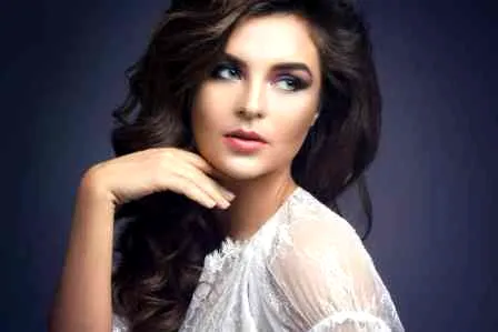 怎样把脸化小化立体 6个化妆步骤修出精致轮廓美妆法