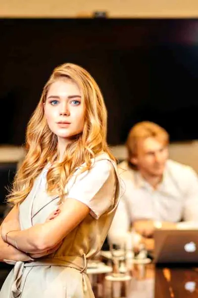 2013年流行卖萌妆容 可爱大眼妆娇俏美丽