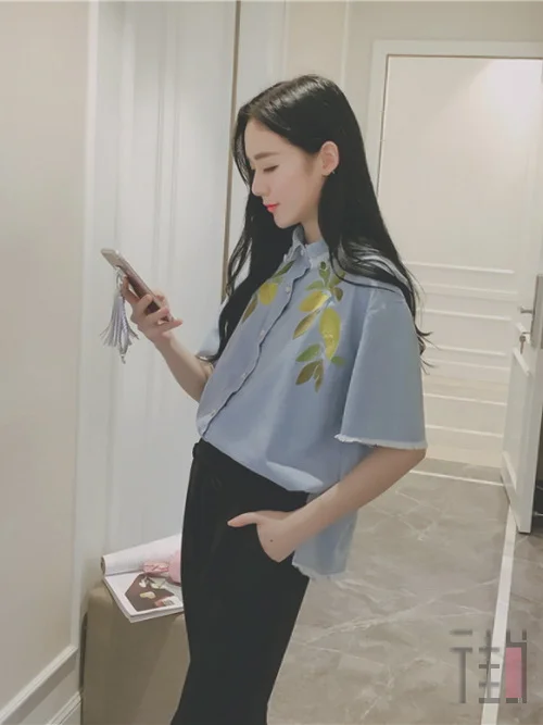 帅气随性牛仔元素穿搭，做个酷女孩