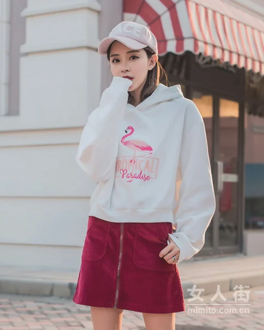 运动女孩喜欢穿的，帅气卫衣BF风