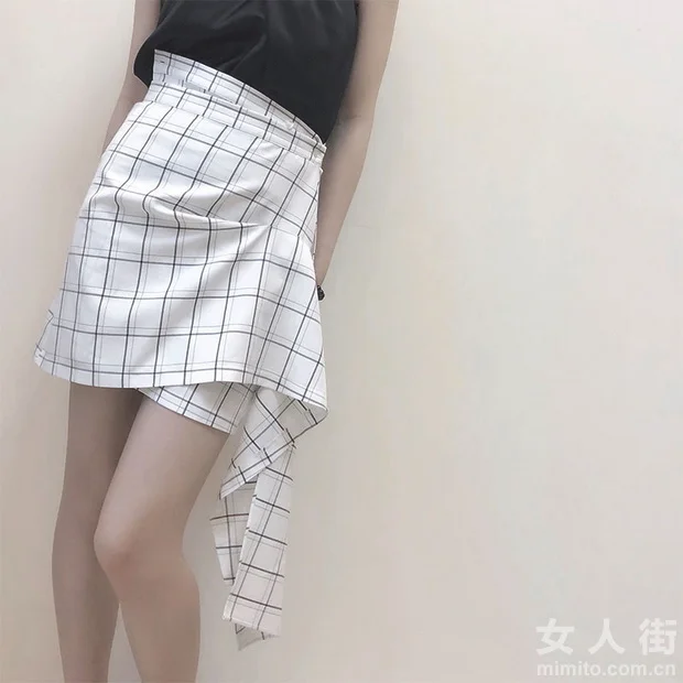 优雅格纹装穿搭 承包你的夏日时髦