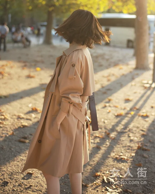 这个秋季,轻熟风搭配正当道