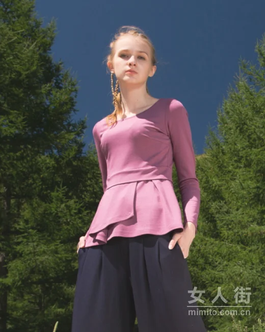 这个秋季,轻熟风搭配正当道