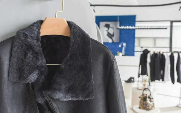 如何成为优秀的服装设计师