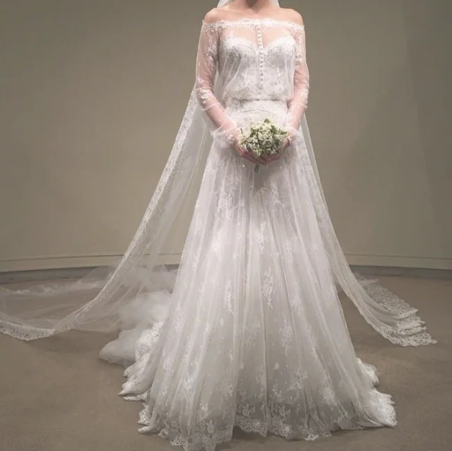 试穿实拍!2019最新时尚婚纱照片大全