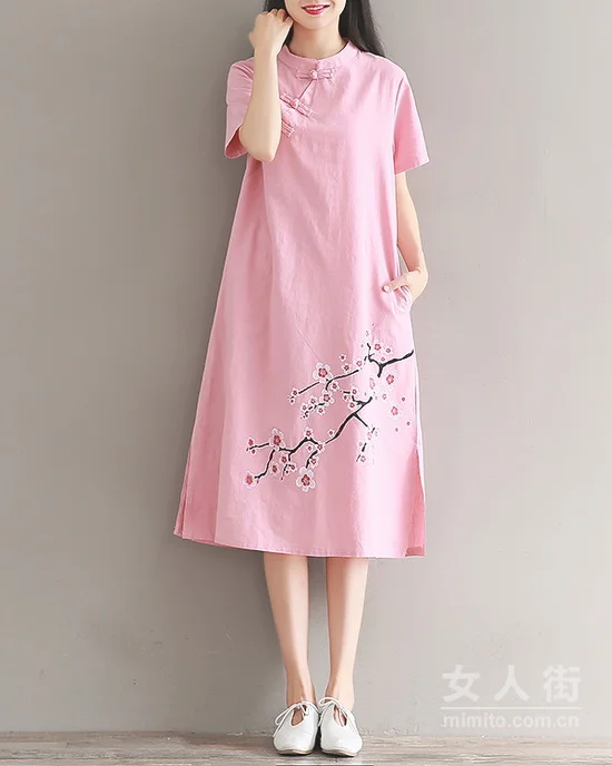 中式复古连衣裙，穿着像仙女一样飘逸