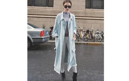 风衣怎样搭配_女士风衣外套怎么搭配