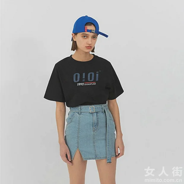 缤纷夏日，时髦T恤打造活力少女范