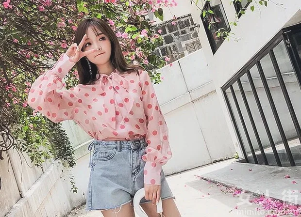 清凉飘逸的雪纺衫,烈日下的常青藤