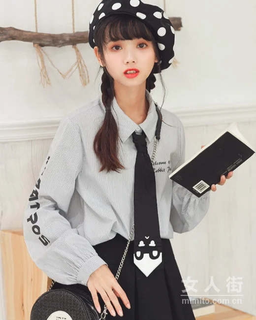 用衬衫打底，这个冬季Get美丽新方式