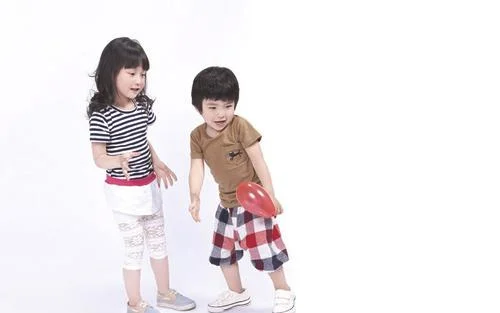 儿童怎么搭配衣服_儿童衣服搭配技巧