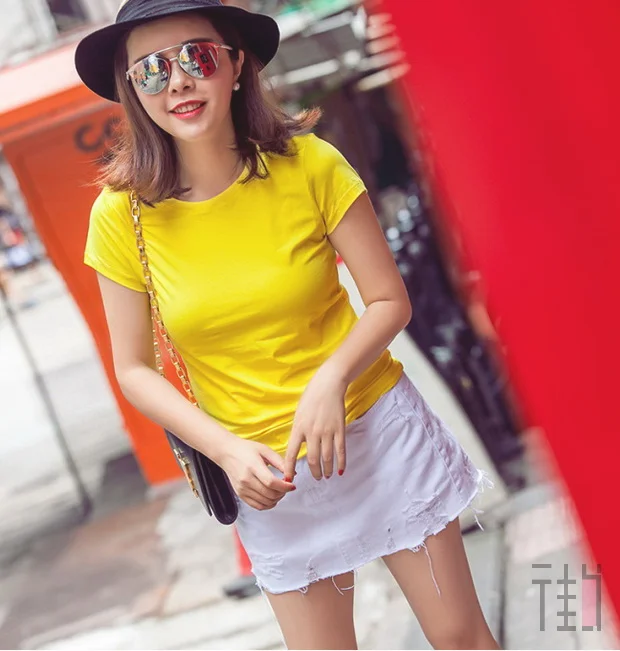 经典的纯色T恤，2019带你穿出新花样