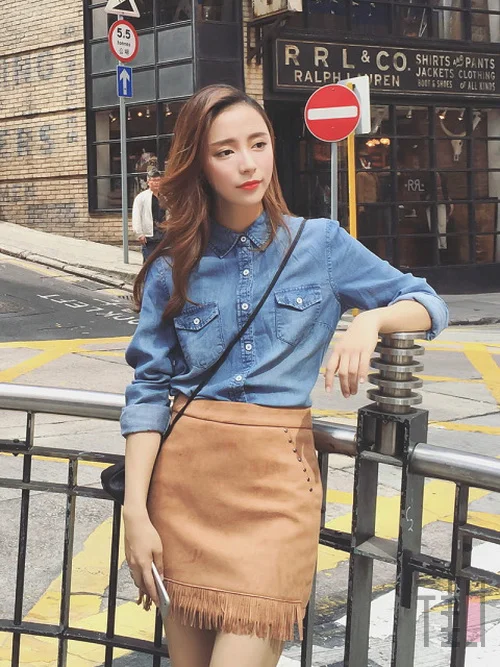 女人也爱牛仔衬衫，干练与清新融为一体