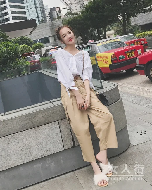 惊艳众人的早秋穿搭，休闲淑女都得有！