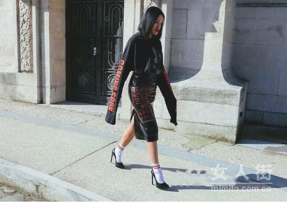 早秋卫衣正当道,耍帅扮靓轻松hold