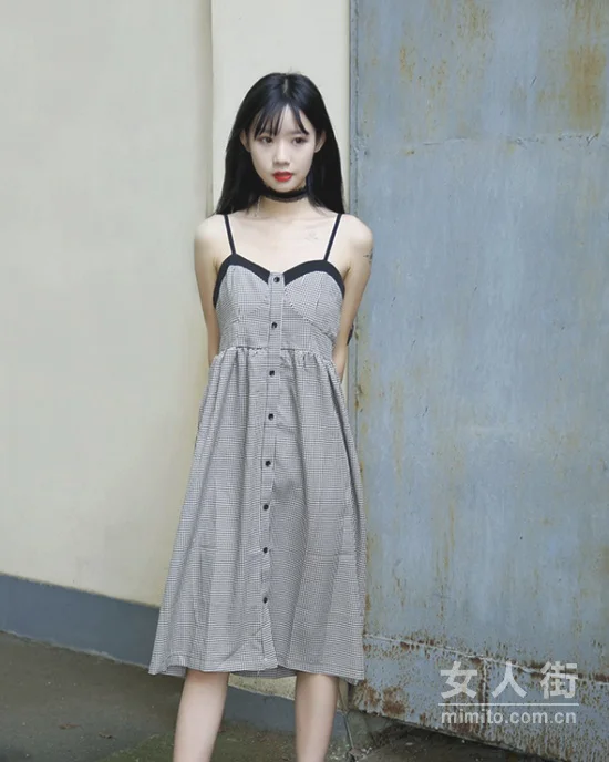 超in格子连衣裙,赋予你吸睛“格”调