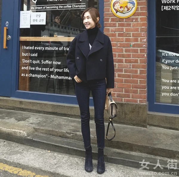 短款外套搭配示范，做个精干型女人