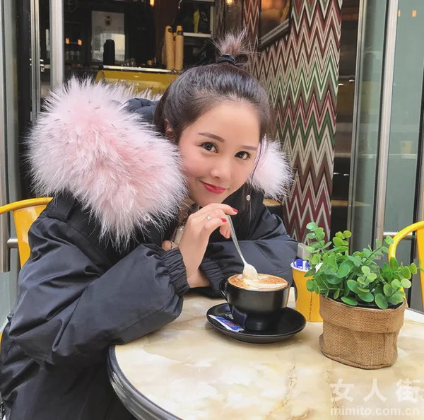 短款外套搭配示范，做个精干型女人