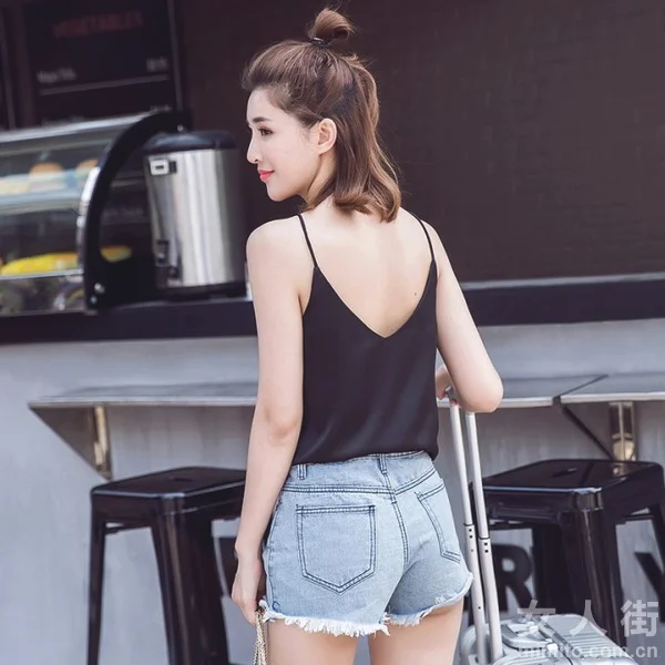 吊带这样挑,萝莉派御姐范随衣切换