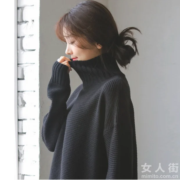 高领毛衣搭配示范，散发优雅慵懒的气质