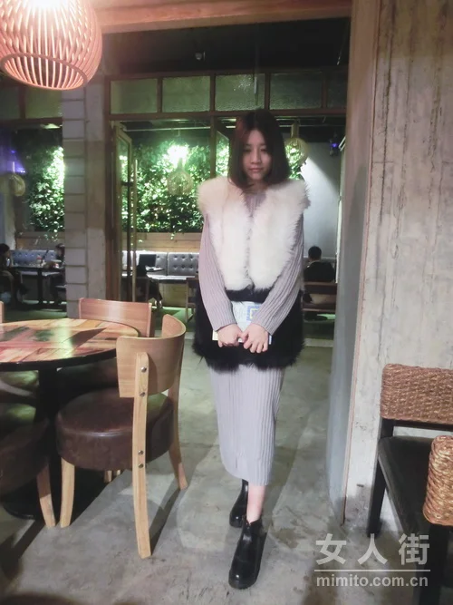 有一种搭配!穿得很厚显的很瘦